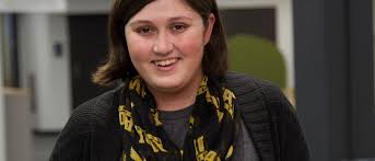 Student speaker Elizabeth Halverson inspired by summer camp, UI's literary  reputation