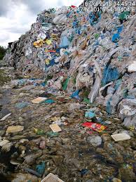 Residents of taman maluri are calling on the authorities to clamp down on a massive dumping site, which has been operating illegally in the area for more than 10 years. Malaysia To Send Tonnes Of Plastic Rubbish To Uk In War Against Illegal Dumping World News Mirror Online