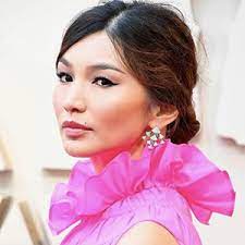 This bold and whimsical style serves some major flower power. Oscars 2019 This Year S Top Jewelry Brands Jck