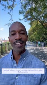 Meet one of the Therapists in Training joining MCM Collaborative this fall, Flora  Roman! Flora is studying at Columbia University and works with people  navigating gender identity, life transitions, depression, anxiety,  relationship