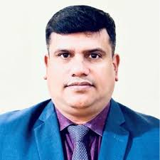 Yesterday i received my Masters Degree in Media from The Middle East  University, Amman, Jordan with 3.93 GPA