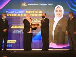 3 rasional psptn aspirasi malaysia untuk menjadi hab kecemerlangan pengajian tinggi serantau dan antarabangsa; Kementerian Pengajian Tinggi Sinar Harian