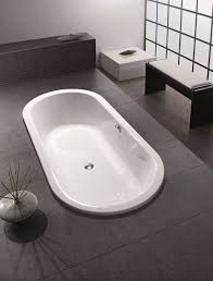Manufactured with millimeter precision, the ceramic of the washbasin fits accurately in the furniture. Hoesch Philippe Starck 2 Oval Philippe Starck 2 Oval