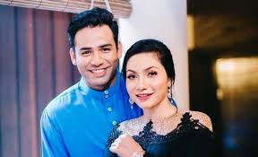 Blog gosip artis malaysia yang terbaru, sensasi dan panas. Afiq Muiz Tarik Aishah Azman Ketika Ditemu Bual Isu Putus Tunang
