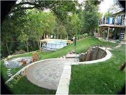 Il Y A 5 Jours Sloped Backyard Sloped Backyard Landscaping Steep Backyard