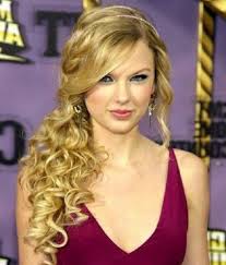 Get this chris hemsworth look exposing most of one section while covering the other, by parting your hair to. 193 Lovely Side Swept Hairstyles For Prom Weddings Date Night Party Hair