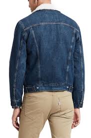 Nos vestes en cuir pour homme s'entretiennent très bien en suivant les conseils d'entretien mentionnés sur leur étiquette. Veste Levis Sherpa Trucker Palmer Tucker Imajeans Fr