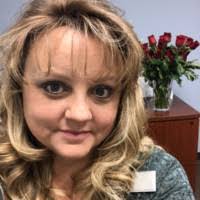 Tracy Moeller's Instagram, Twitter & Facebook