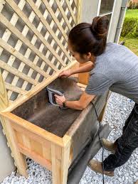 Diy raised garden beds, keyhole garden bed s, diy planter boxes. How To Make A Diy Raised Planter With Trellis Tutorial And Plans