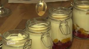 Das Perfekte Gefrorene Himbeeren Und Pfirsiche Mit Sahne Patrick Hufen Rezept Mit Einfacher Schritt Fur Schritt Anleit Gefrorene Himbeeren Himbeeren Pfirsich