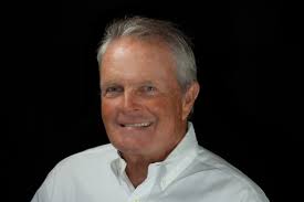 Tom Stelling's Instagram, Twitter & Facebook