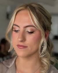 A gorgeous bridesmaid soft glam from a few weeks ago 🌸✨