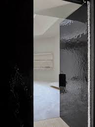 The famed fashion house maison martin margiela takes part in redesigning la maison champs elysées hotel in paris, each of the rooms in this design hotel has a unique look. Anne Holtrop Creates Walls That Look Like Fabric For Maison Margiela Store