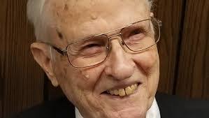 Cathy Larimer's Instagram, Twitter & Facebook