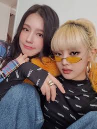 #kpop #fyp #yuqi #minnie #shuhua #vlive #2020. Miyeon And Shuhua G I Dle Photo 43778025 Fanpop