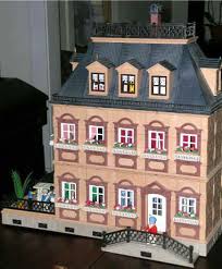 Various Playmobil Models Were Available All Showing A Careful Consideration For Style And Architectural Detailing In This Cas Doll House Empire Style Dolls