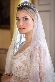 Alles Zum Hochzeitskleid Und Styling Der Welfen Braut Braut Kleid Hochzeit Hochzeitskleid