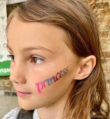 Darren Bliss's Instagram, Twitter & Facebook