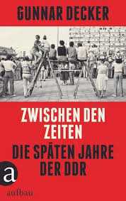 3.8 out of 5 stars. Zwischen Den Zeiten Von Gunnar Decker Buch Thalia