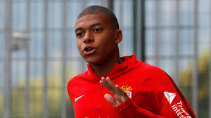 Kylian mbappé federico pestellini / panoramic. L Equipe Mbappe Set To Sign For Psg On Loan To Avoid Ffp Penalty As Com