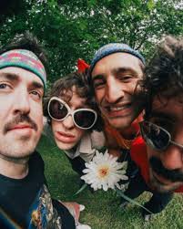 ✖️ EZEZEZ + BRIS ✖️ 🗓️ Viernes 04 Octubre ⏱️ Open 20:30h