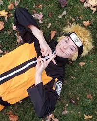 Naruto uzumaki cosplay