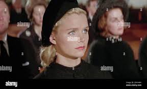 1963 hi-res stock photography and images