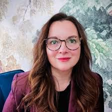 Amanda Shifrin's Instagram, Twitter & Facebook