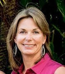 Janet Conroy's Instagram, Twitter & Facebook