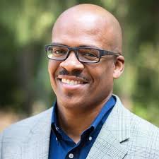 Find Courage for Change: Dr. Danjuma Gibson to Speak at Holy Cross