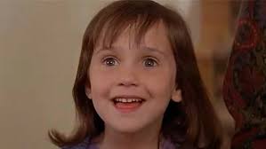 Is there a secret, nsfw version of mrs. Das Kleine Madchen Von Mrs Doubtfire Ist Jetzt In Den Dreissigern Und Wunderschon News24viral
