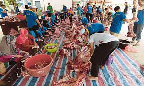 .penuh dengan agihan daging korban yang diberikan oleh jiran tentangga atau keluarga kan? Korban Sucikan Jiwa Erat Silaturahim