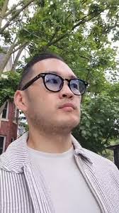 Kevin Esslinger's Instagram, Twitter & Facebook