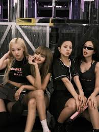 Blackpink: K-pop band make epic Wembley dream come true - BBC News