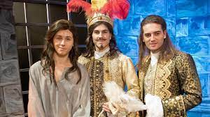 Vojtěch drahokoupil jako ciara quot level up quot tvoje tvář má známý hlas. Pin On Number 3