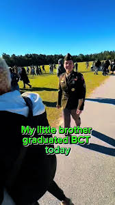 NO WAY My brother graduated BCT today dude 😭😭 #army #basictraining  #bootcamp #nationalguard #fyp #cominghome #siblings @Harry Varouchas