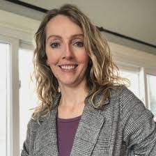 Kellie Chase's Instagram, Twitter & Facebook