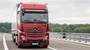Insa ei nu pot si nu stiu sa semnaleze de multe ori parintilor problemele de vedere cu care se confrunta. Din Culisele Roadstars Making Of Ul Filmului PremierÄƒ Al Noului Actros Roadstars