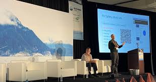 Coast Guard seminar explores fishing vessel safety at Pacific Marine Expo