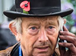 Photographs by Bob Holmes