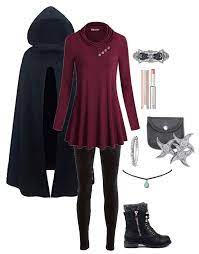 They are similar to woolly mammoths, but smaller and with sharper tusks. Sophie Foster Outfit Shoplook