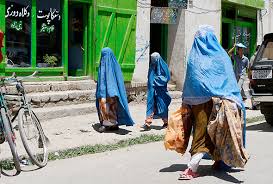 Burkah synonyms, burkah pronunciation, burkah translation, english dictionary definition of burkah. Afghan Women Still Bound By Burka Institute For War And Peace Reporting