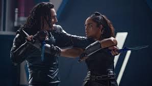 #tom hiddleston #marvel #loki #disney+ #loki edits #loki gifs #marvel edits #marvel gifs. Thor Ragnarok What S With The Short Hair On Chris Hemsworth