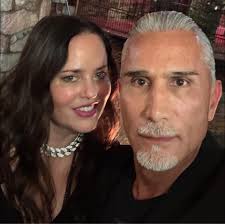 Mitra Almotahari (@mitra.almotahari)