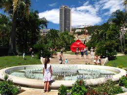 Τα καλύτερα αξιοθέατα και σημεία ενδιαφέροντος για να δείτε στο μόναχο, την πρωτεύουσα της βαυαρίας. Monako Mia Mera Sto Prigkipato Toy Monako Monako Monoi Sas