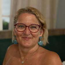 Suzanne Treacy in people