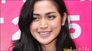 LIST: 170+ Most Beautiful Indonesian Actresses