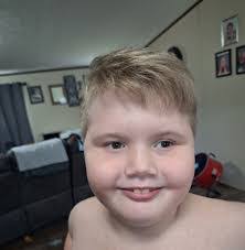 Amy Huebsch's Instagram, Twitter & Facebook