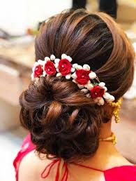 Find new and preloved hair do items at up to 70% off retail prices. Hair Styles Bridal Indian India 50 Ideas Bridal Hair Buns Bridal Hairstyle Indian Wedding Engagement Hairstyles