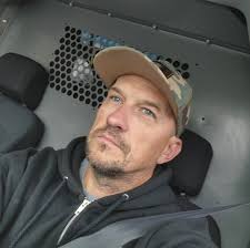 Strongest double sided tape for temperature swings and salt water